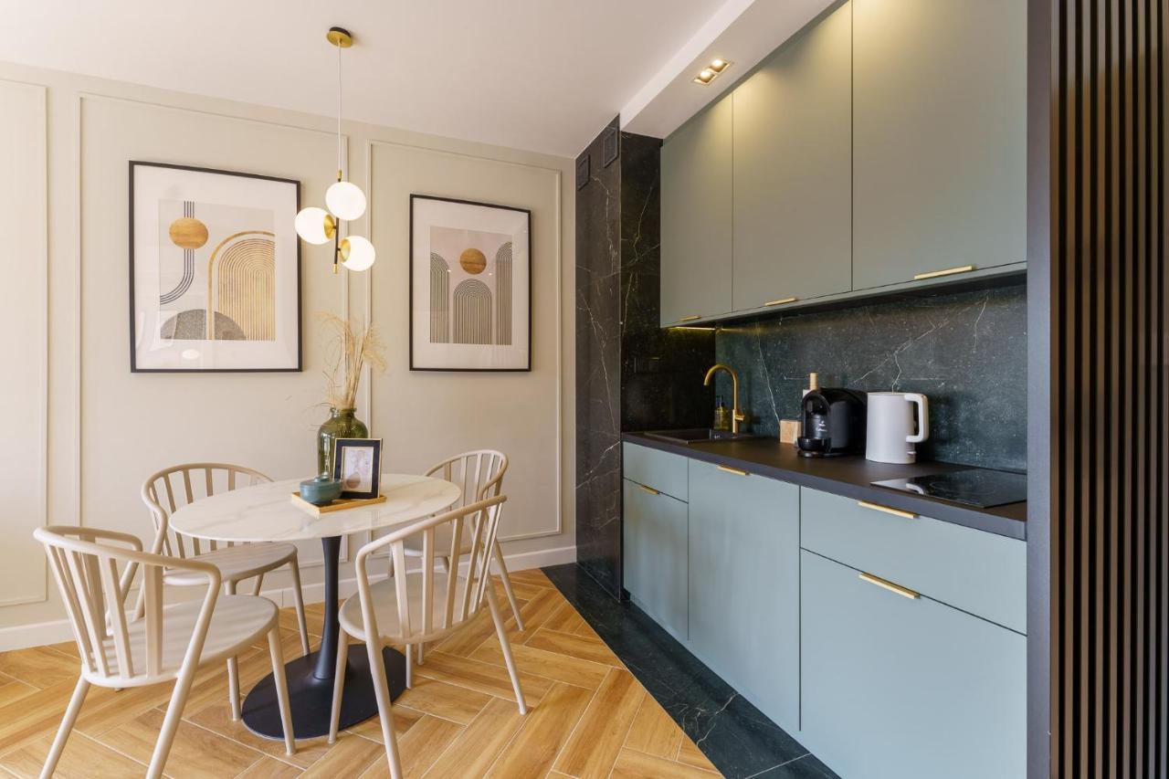 אוסטרוני מורסקי Sunnyway Apartment מראה חיצוני תמונה